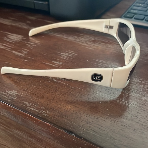 Von Zipper VZ Projektor white rectangular sunglasses. Made in Italy